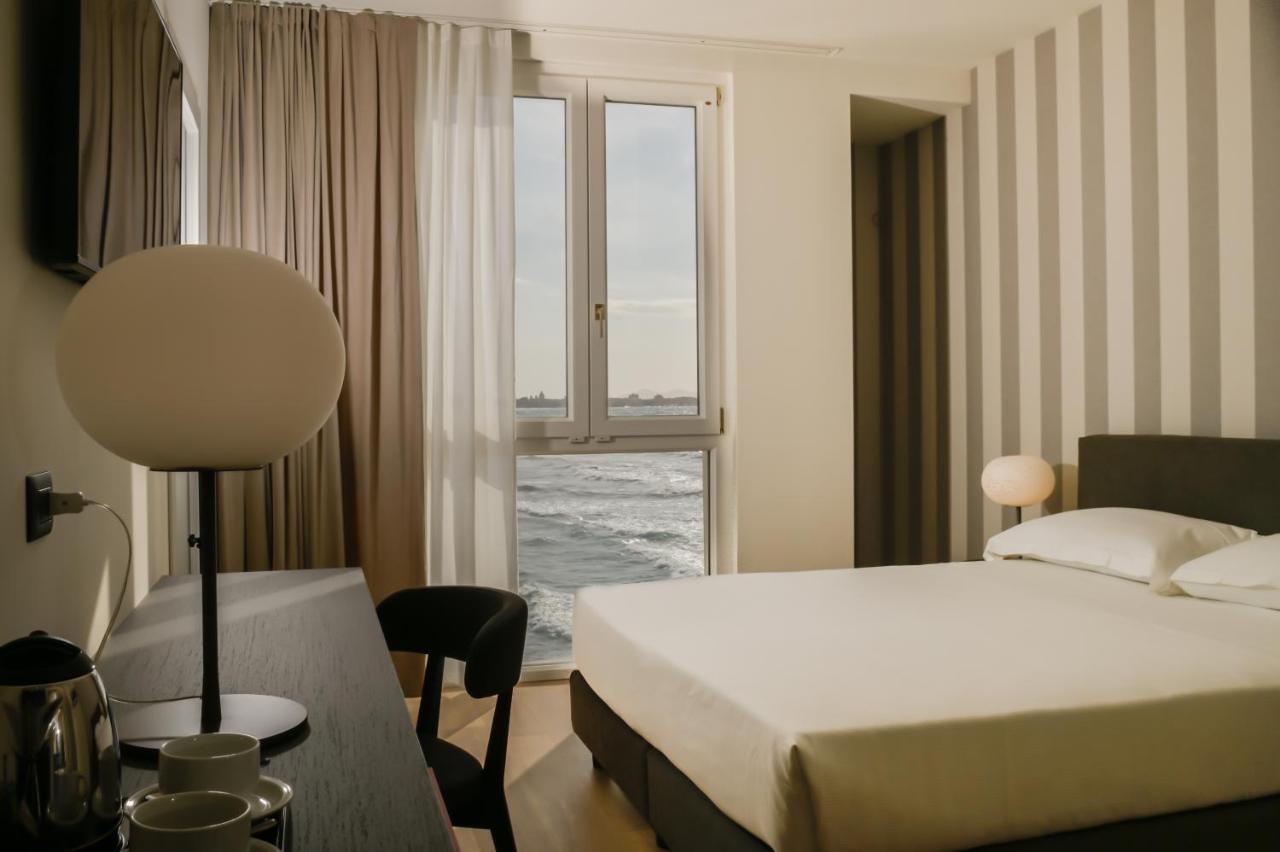 Hotel Punta Tipa Trapani Kültér fotó